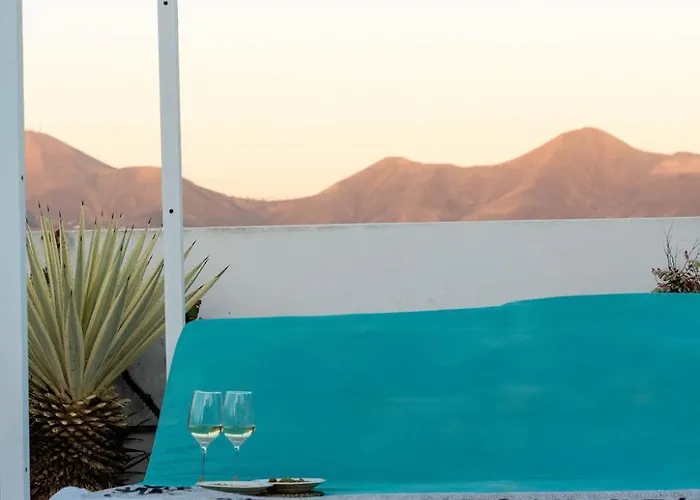 Perla Blanca Villa *