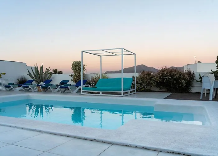 فيلة Perla Blanca