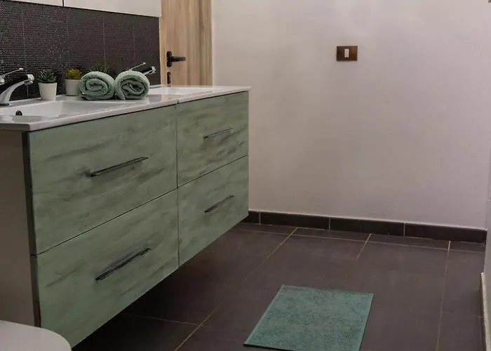 Perla Blanca فيلة